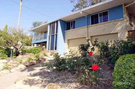 6 Rowena St, Kenmore, QLD 4069