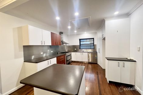 Property photo of 19 Second Avenue Labrador QLD 4215