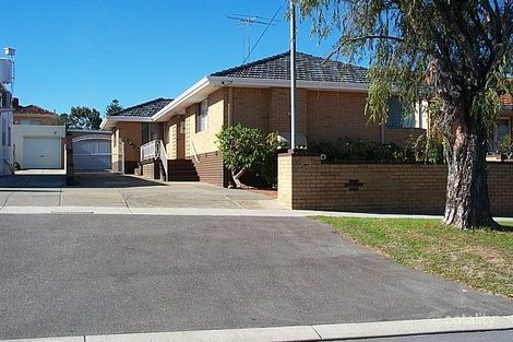 10 Gibson St, Beaconsfield, WA 6162