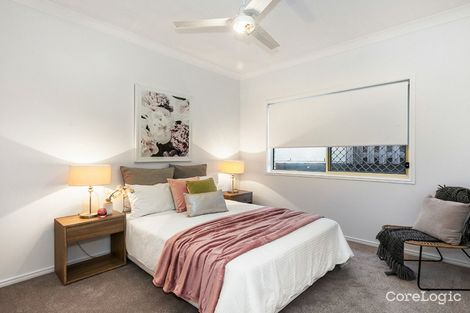Property photo of 11 Magenta Drive Varsity Lakes QLD 4227
