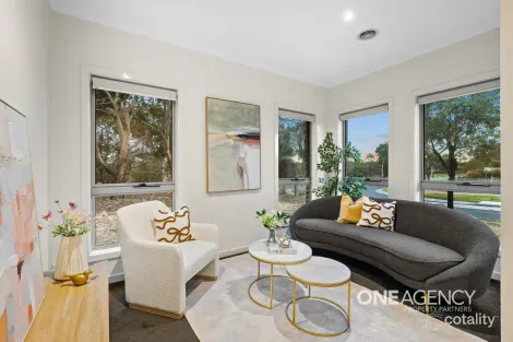 Property photo of 1/17 The Boulevard Point Cook VIC 3030