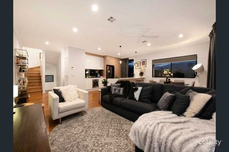 Property photo of 1/26 Waratah Avenue Carina QLD 4152