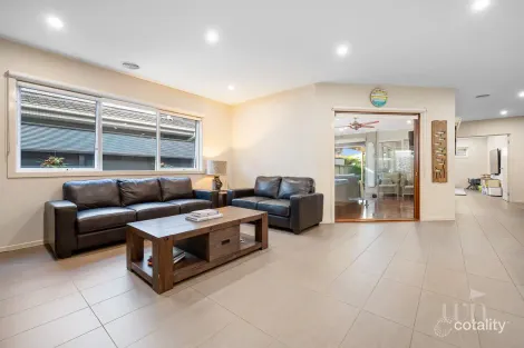 Property photo of 162 Clipper Quay Safety Beach VIC 3936