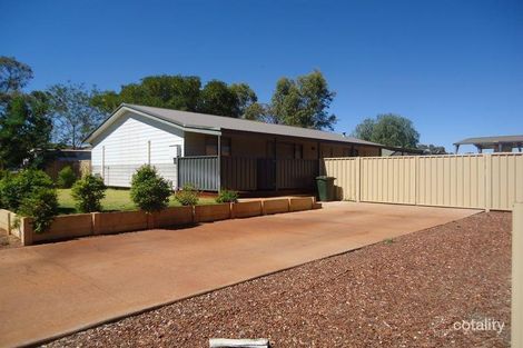 352 Poinsettia St, Tom Price, WA 6751