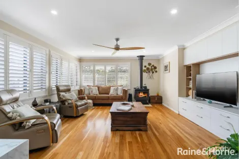 Property photo of 13 Royal Mantle Drive Ulladulla NSW 2539