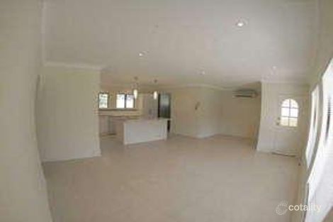 Property photo of 13 Yangoora Crescent Ashmore QLD 4214