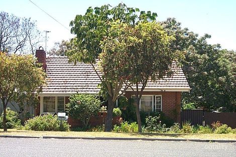 8 Upton St, St James, WA 6102