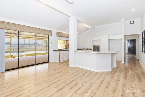 Property photo of 15 Giuffre Place Lake Coogee WA 6166
