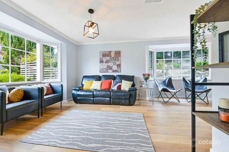 Property photo of 10 College Avenue Aberfoyle Park SA 5159