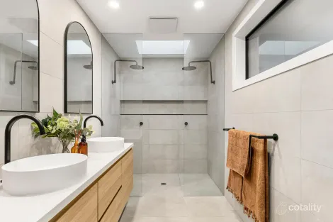 Property photo of 1 Angus Court Eltham North VIC 3095