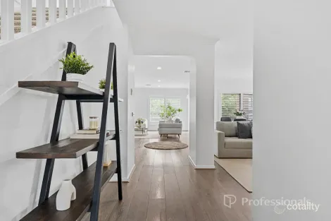 Property photo of 74 Evesham Drive Point Cook VIC 3030