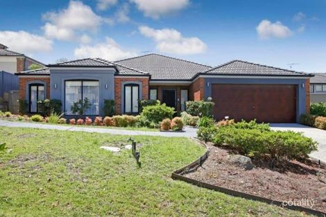 4 Kinloch Gr, Greenvale, VIC 3059
