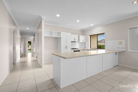 Property photo of 19 Possumwood Place Flinders View QLD 4305