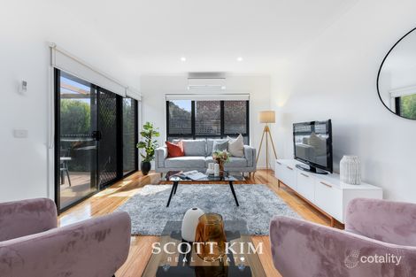Property photo of 2/205 Lawrence Road Mount Waverley VIC 3149