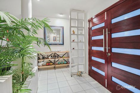 Property photo of 102 Randall Road Wynnum West QLD 4178