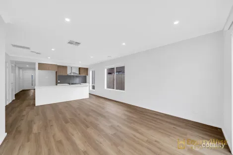 Property photo of 8 Dugite Street Wyndham Vale VIC 3024