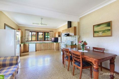 Property photo of 53 Beatus Street Unanderra NSW 2526