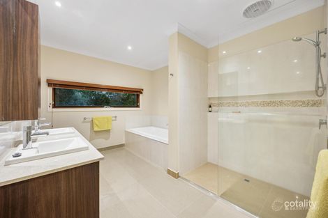 Property photo of 30 Naughton Grove Blackburn VIC 3130