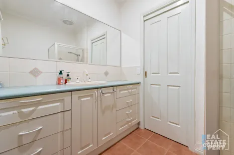 Property photo of 5 Geoffrey Court Narre Warren VIC 3805