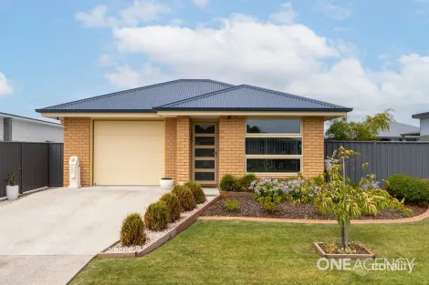 31 Lockett St, Wynyard, TAS 7325