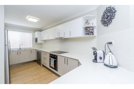 Property photo of 14 Etelka Way Arundel QLD 4214