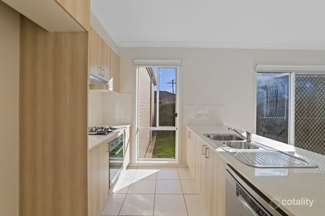 Property photo of 10 Allure Place Bunyip VIC 3815