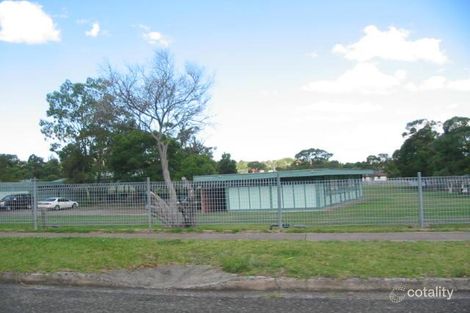 Property photo of 10 Coral Crescent Gateshead NSW 2290