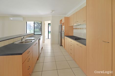 Property photo of 32 Gilberton Crescent Forest Lake QLD 4078