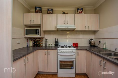 Property photo of 17 Melville Place Orange NSW 2800