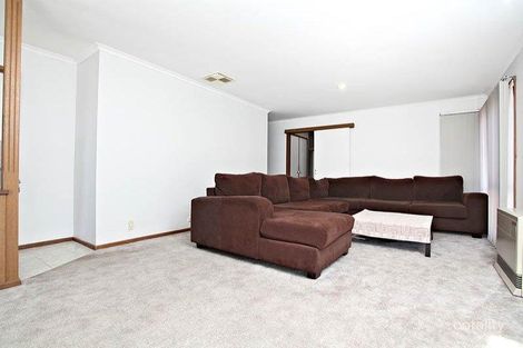 Property photo of 43 Parmelia Drive Taylors Lakes VIC 3038