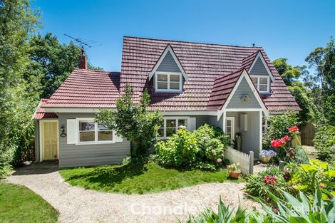 13 Johns Cres, Mount Evelyn, VIC 3796