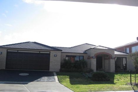 Property photo of 14 Yale Avenue Keysborough VIC 3173