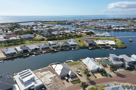 Property photo of 23 Headstay Cove Geographe WA 6280