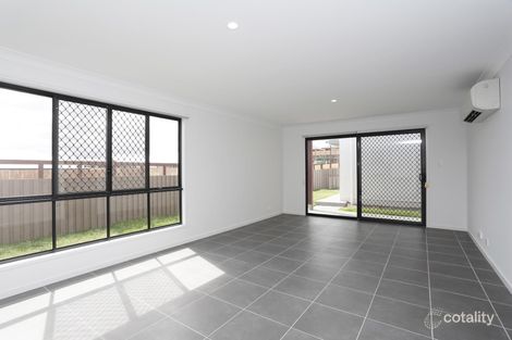 Property photo of 2 Limmen Crescent South Ripley QLD 4306