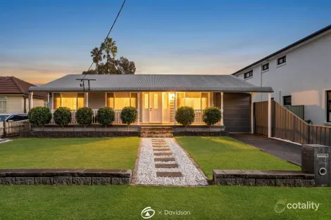 Property photo of 45 Derna Road Holsworthy NSW 2173