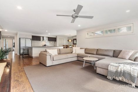 32 Sanoma Dr, Skye, VIC 3977