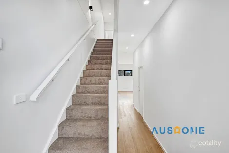 Property photo of 8/6 Canning Street Avondale Heights VIC 3034