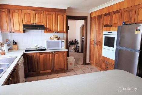 Property photo of 2 Martin Court Young NSW 2594