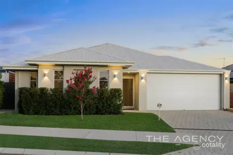 28 Aquamarine Pde, Treeby, WA 6164