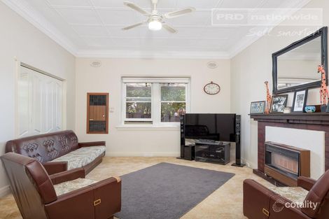 Property photo of 12 Donnelly Avenue Wagga Wagga NSW 2650