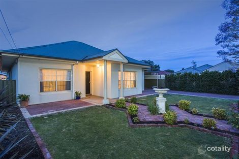 1 Jedma Gr, Glenelg North, SA 5045