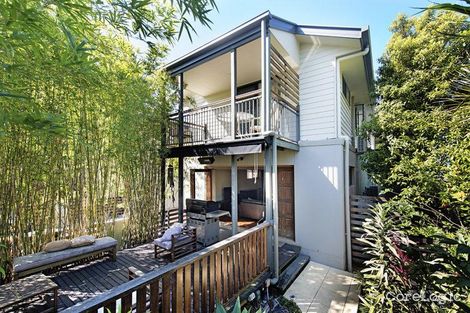 Property photo of 2/285 Riding Road Balmoral QLD 4171