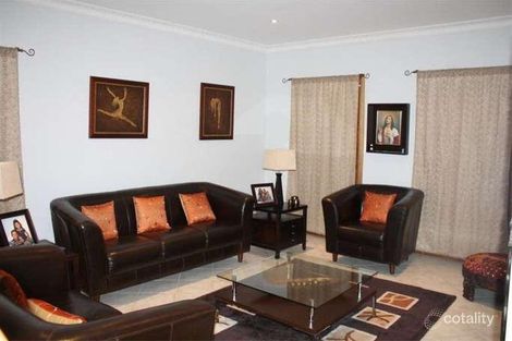 Property photo of 12 Jenolan Court Wattle Grove NSW 2173