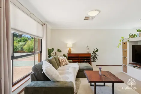 Property photo of 18 Hunter Drive Lesmurdie WA 6076