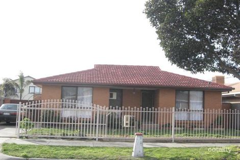 Property photo of 15 Cheviot Road Keysborough VIC 3173