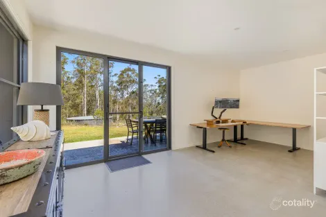 Property photo of 38 Karuka Close Bald Hills NSW 2549