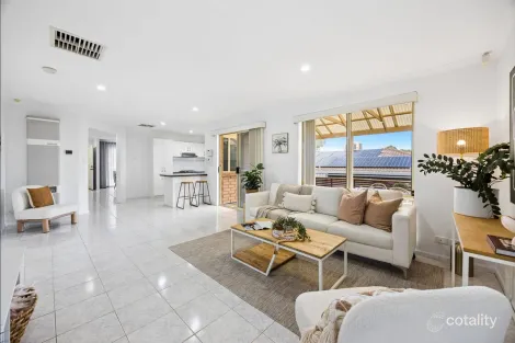 16 Bell Ct, Valley View, SA 5093