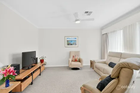 Property photo of 3 Fairway Drive McCracken SA 5211