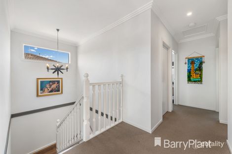 Property photo of 4 Hemel Place Strathtulloh VIC 3338