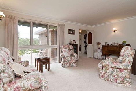 Property photo of 12 Walnut Drive Kilsyth VIC 3137